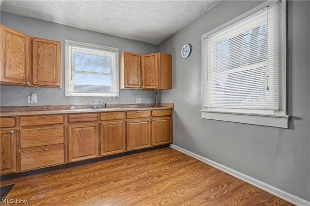 406 Moody Street, Akron, OH 44305