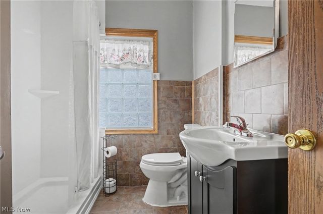 406 Moody Street, Akron, OH 44305