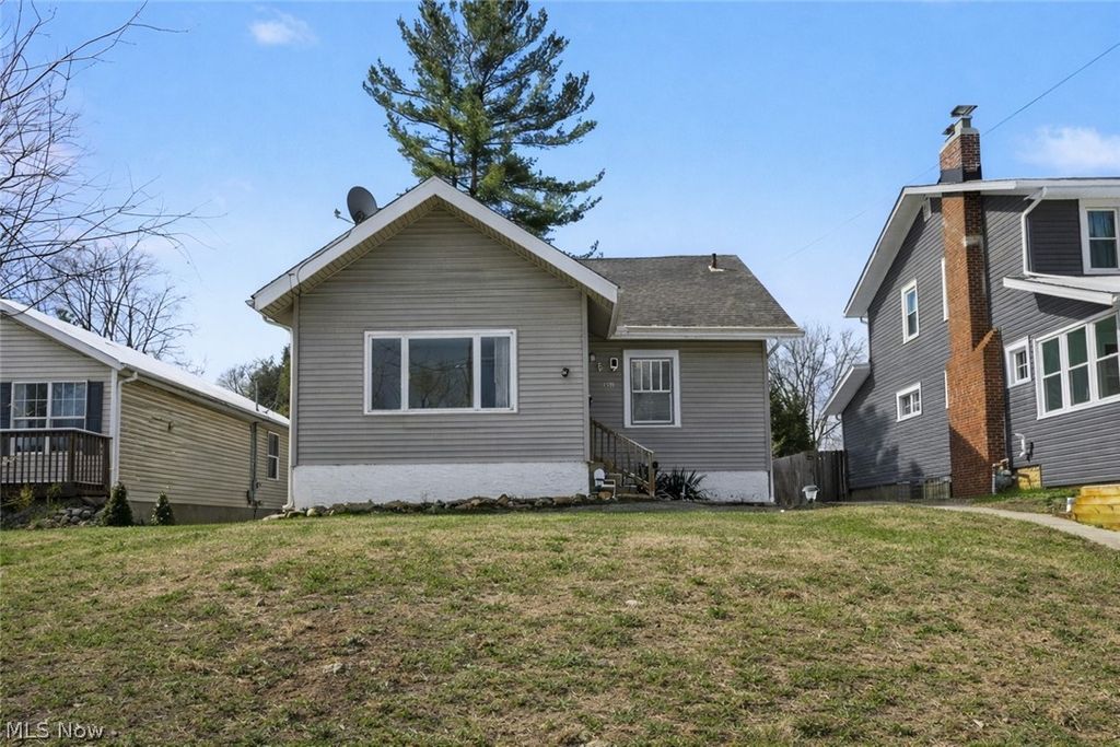 406 Moody Street, Akron, OH 44305