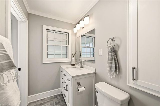 2832 Monticello Drive, Winston-salem, NC 27106