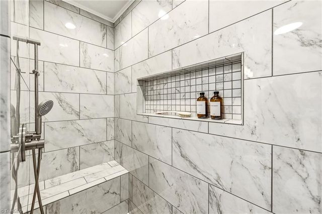 2832 Monticello Drive, Winston-salem, NC 27106