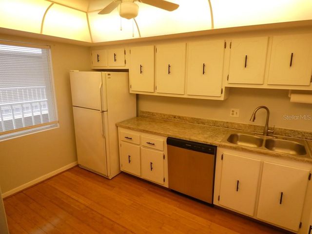 4908 38TH WAY S 303, St Petersburg, FL 33711