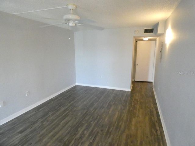 4908 38TH WAY S 303, St Petersburg, FL 33711