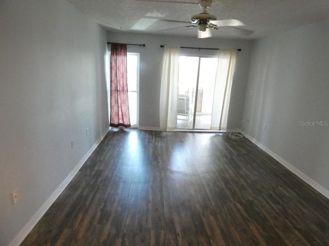 4908 38TH WAY S 303, St Petersburg, FL 33711