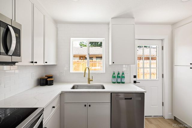 3213 N Steele Street, Denver, CO 80205