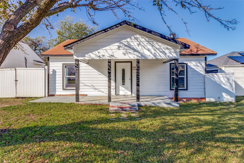 3304 Frazier Avenue, Fort Worth, TX 76110