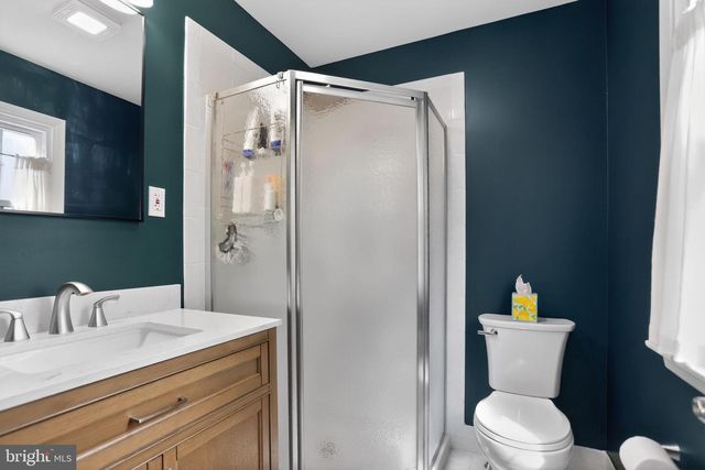 813 MOCKINGBIRD LN, Norristown, PA 19403