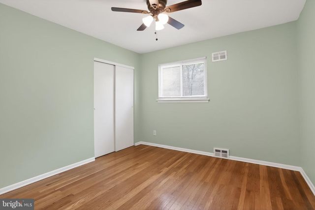 813 MOCKINGBIRD LN, Norristown, PA 19403