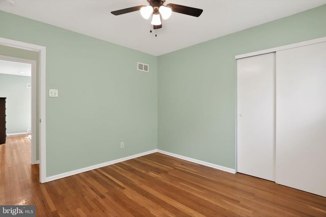 813 MOCKINGBIRD LN, Norristown, PA 19403