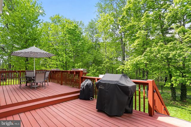 813 MOCKINGBIRD LN, Norristown, PA 19403