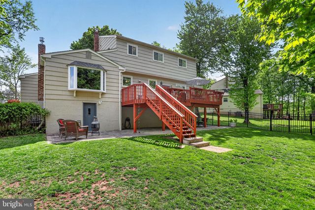 813 MOCKINGBIRD LN, Norristown, PA 19403