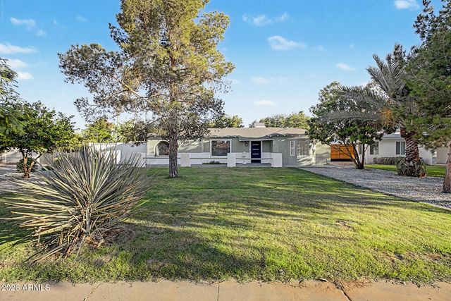 2213 E Windsor Avenue, Phoenix, AZ 85006