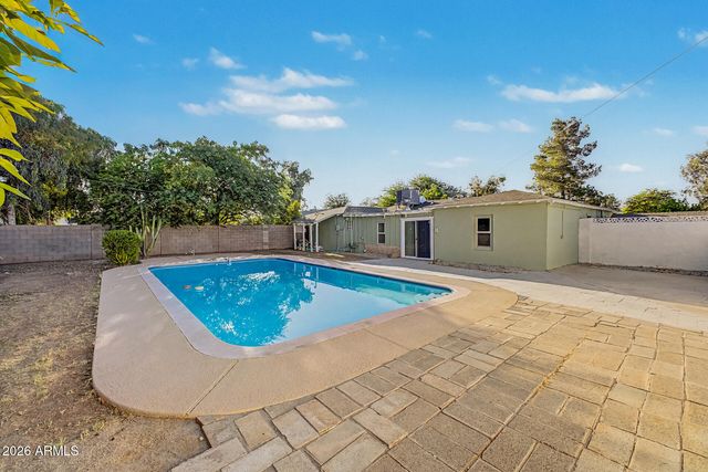 2213 E Windsor Avenue, Phoenix, AZ 85006