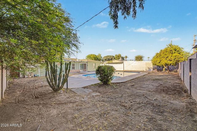 2213 E Windsor Avenue, Phoenix, AZ 85006