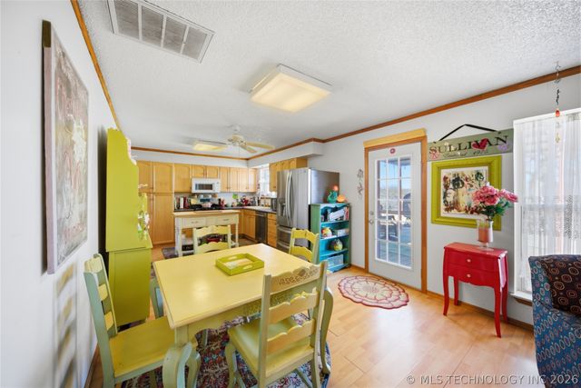 13653 Hickory Place, Glenpool, OK 74033