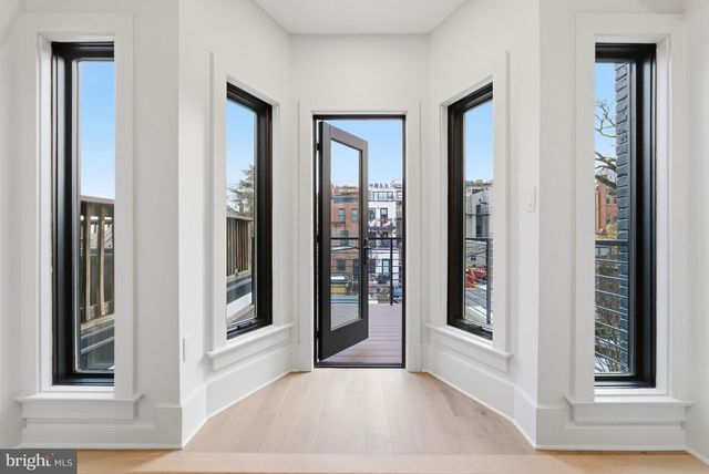 1816 BELMONT RD NW, Washington, DC 20009