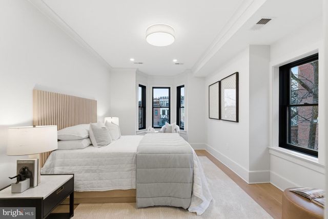 1816 BELMONT RD NW, Washington, DC 20009