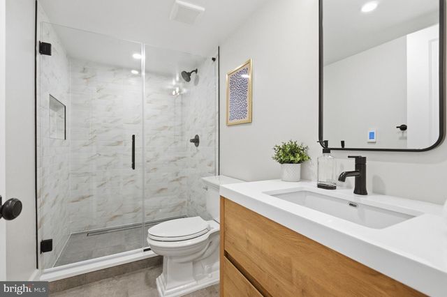 1816 BELMONT RD NW, Washington, DC 20009