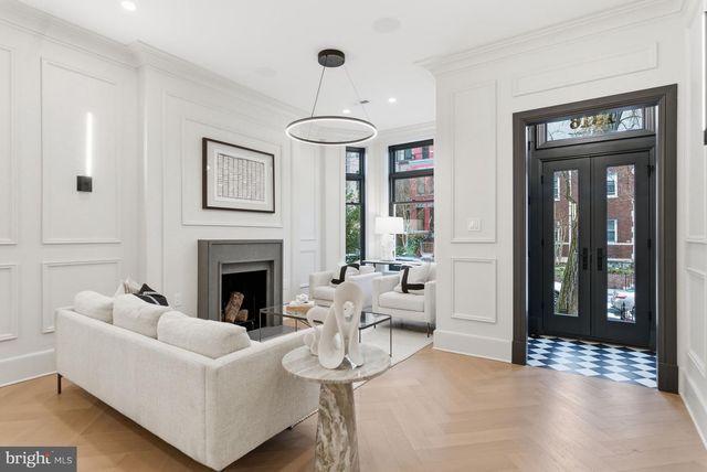 1816 BELMONT RD NW, Washington, DC 20009