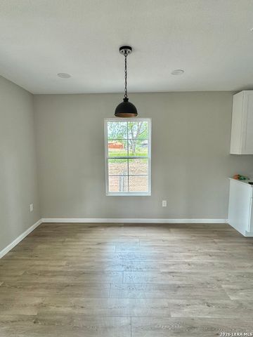 114 Yuma, San Antonio, TX 78211