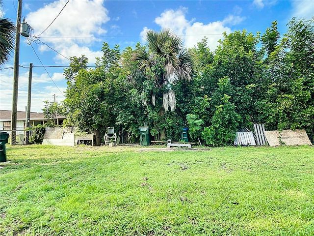 8495 CRISTOBAL AVENUE, North Port, FL 34287