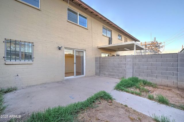 3605 W BETHANY HOME Road 17, Phoenix, AZ 85019