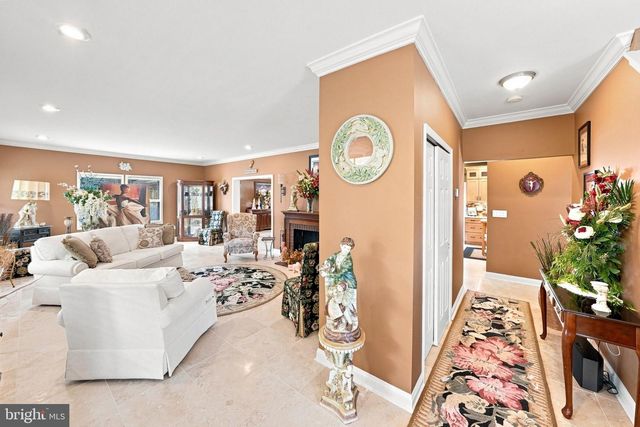 218 MAXWELL AVE., East Windsor, NJ 08520