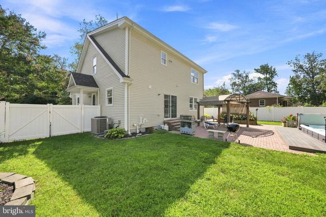 218 MAXWELL AVE., East Windsor, NJ 08520
