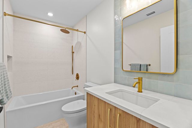 1510 Carandis Circle, Lake Clarke Shores, FL 33406