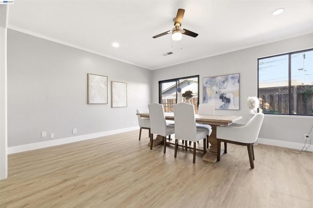 7060 Allegheny Dr, Dublin, CA 94568