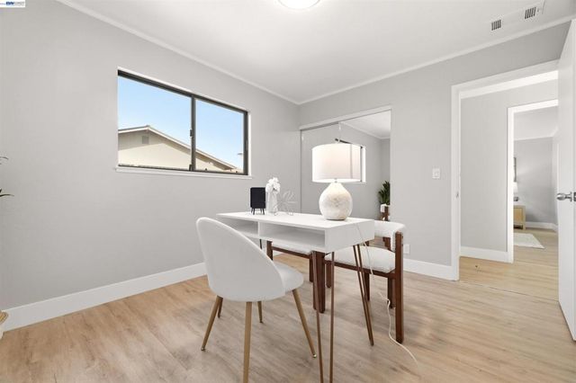 7060 Allegheny Dr, Dublin, CA 94568