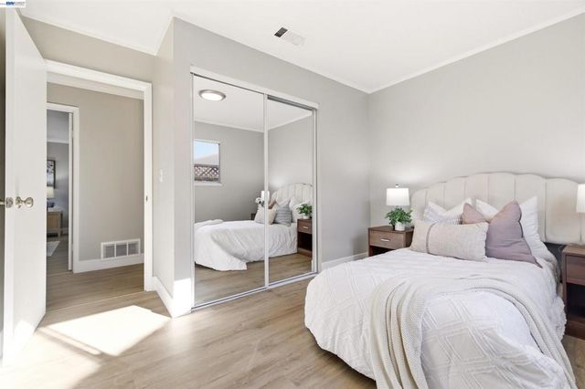 7060 Allegheny Dr, Dublin, CA 94568