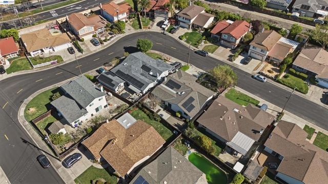 7060 Allegheny Dr, Dublin, CA 94568