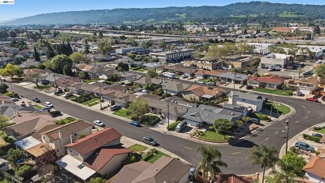 7060 Allegheny Dr, Dublin, CA 94568