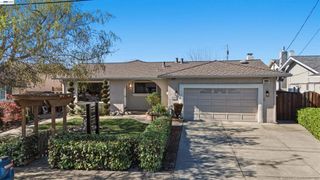 7060 Allegheny Dr, Dublin, CA 94568