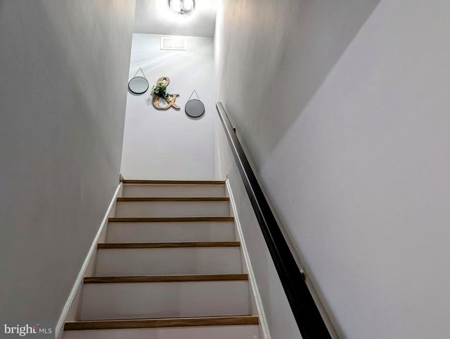 23 VIBURNUM, Lawrence Township, NJ 08648