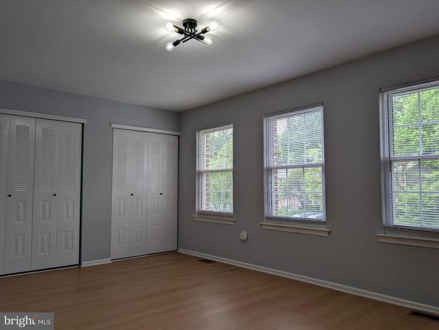 23 VIBURNUM, Lawrence Township, NJ 08648