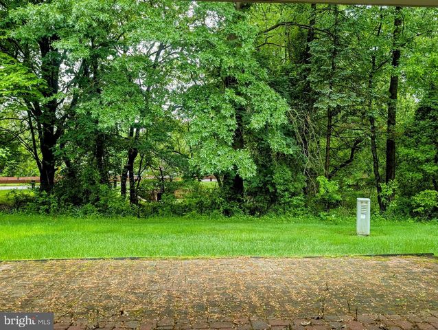 23 VIBURNUM, Lawrence Township, NJ 08648