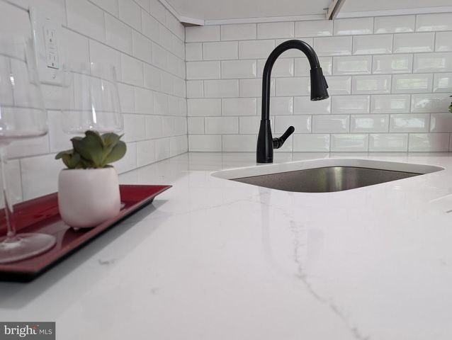 23 VIBURNUM, Lawrence Township, NJ 08648