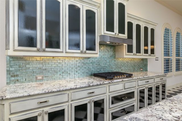 437 Monarch Hill Court, Keller, TX 76248