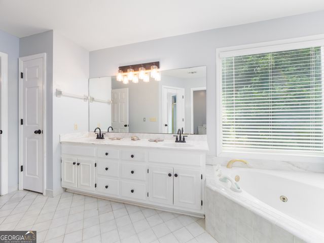 235 Cardinal Circle W, St. Marys, GA 31558