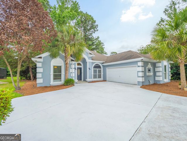 235 Cardinal Circle W, St. Marys, GA 31558