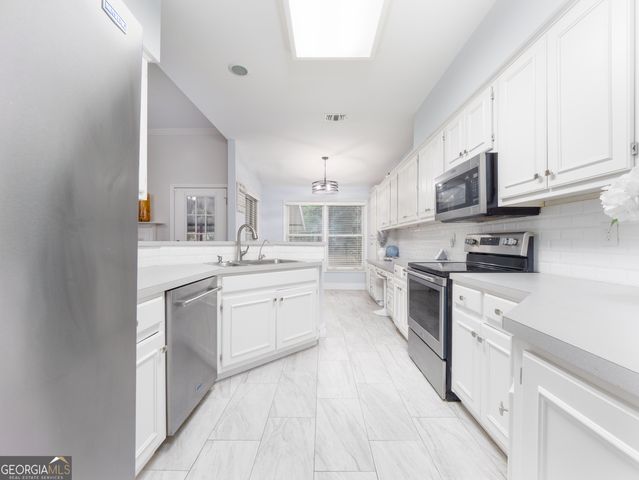 235 Cardinal Circle W, St. Marys, GA 31558