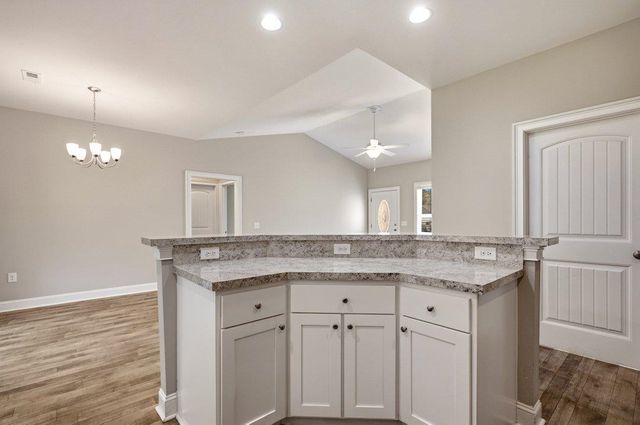 160 Baylee Circle, Galivants Ferry, SC 29544