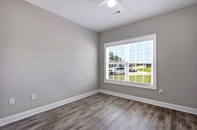 160 Baylee Circle, Galivants Ferry, SC 29544