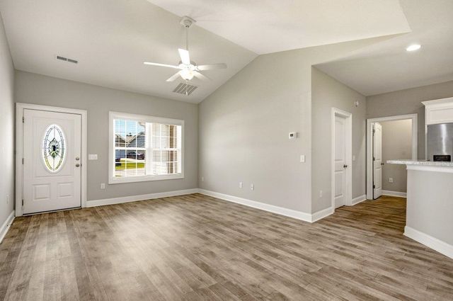 160 Baylee Circle, Galivants Ferry, SC 29544