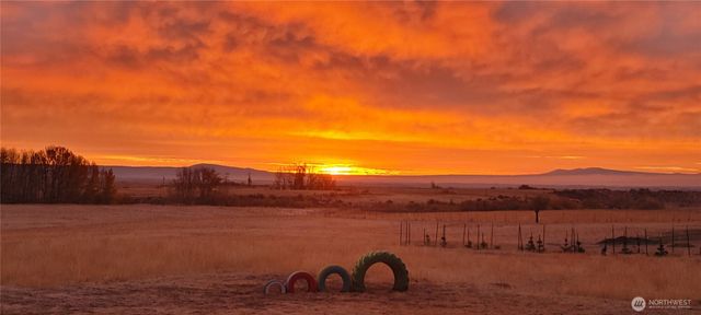1510 Bitterbrush Drive, Ellensburg, WA 98926