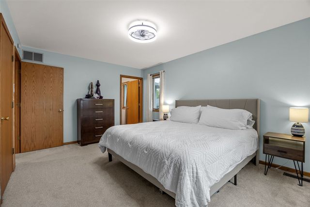 541 Amhurst, Iowa City, IA 52245