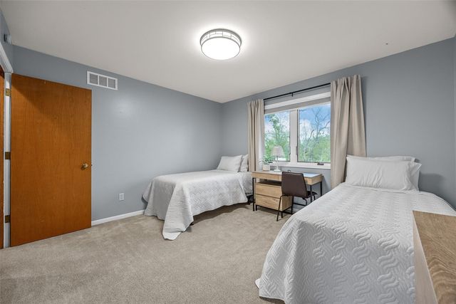 541 Amhurst, Iowa City, IA 52245