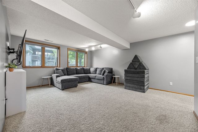 541 Amhurst, Iowa City, IA 52245